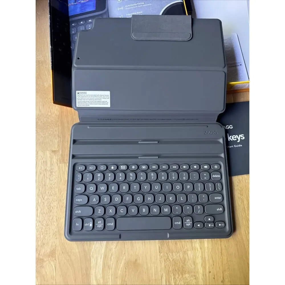ZAGG Messenger Folio 2Keyboard&Case for Apple iPad 10.2